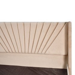 سرير خشبي بتنجيد مخملي فاخر 180×200سم