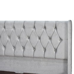 سرير خشبي بتنجيد مخملي فاخر 180×200سم