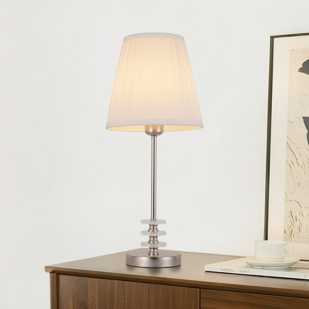 أباجورة طاولة معدنية تصميم أنيق