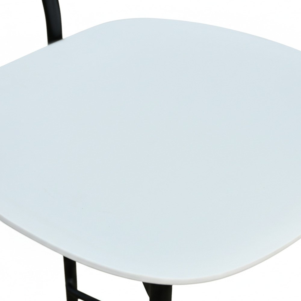 كرسي بار بلاسيتك بأرجل معدنية أبيض كرسي بار بلاسيتك بأرجل معدنية أبيض