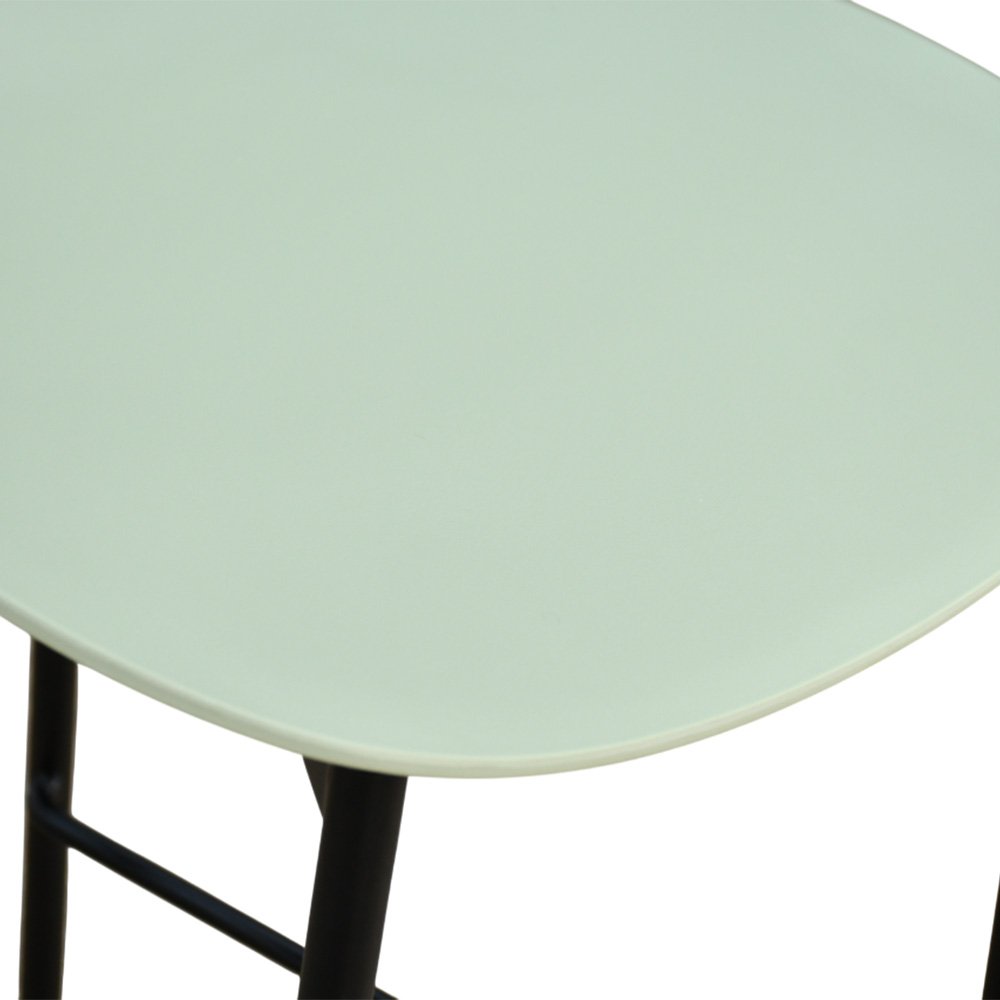 كرسي بار بلاسيتك بأرجل معدنية مينت جرين