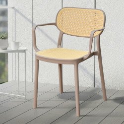 كرسي مفرد خارجي بلاستيك وراتان بيج