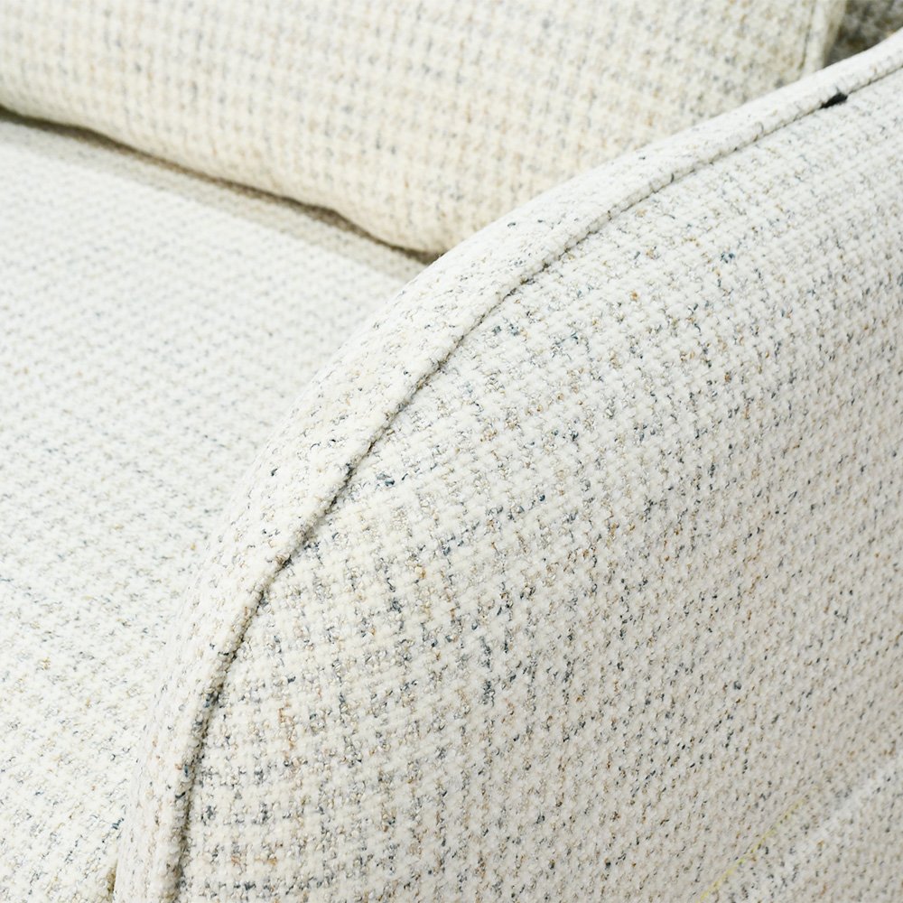 كرسي استرخاء فخم هزاز دوار قماشي مودرن أوف وايت