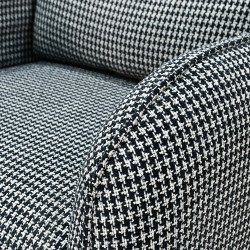 كرسي استرخاء فخم هزاز دوار قماشي مودرن