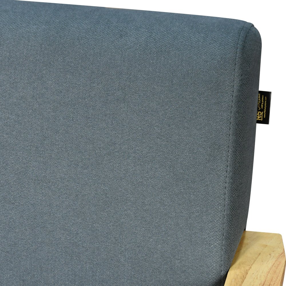 جلسة خارجية 5 مقاعد وطاولة خشب عصرية