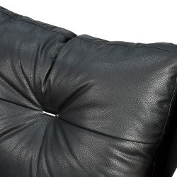 كرسي مفرد جلد بهيكل معدني تصميم عصري أسود