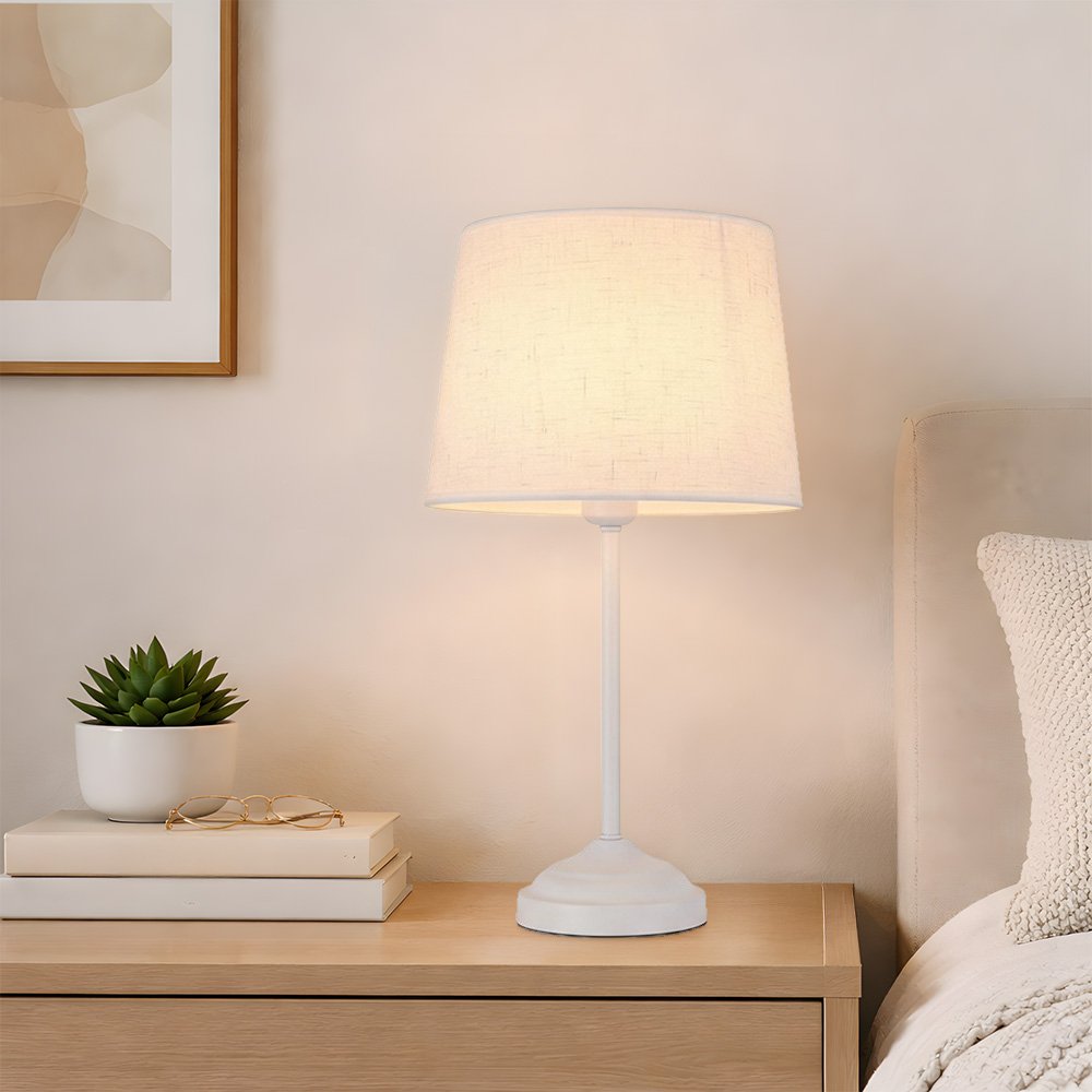 أباجورة طاولة معدنية تصميم أنيق أباجورة طاولة معدنية تصميم أنيق