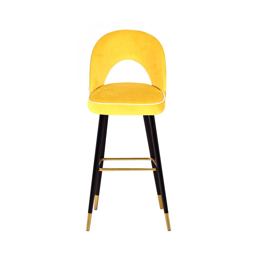 كرسي بار من قماش بأرجل معدنية أصفر