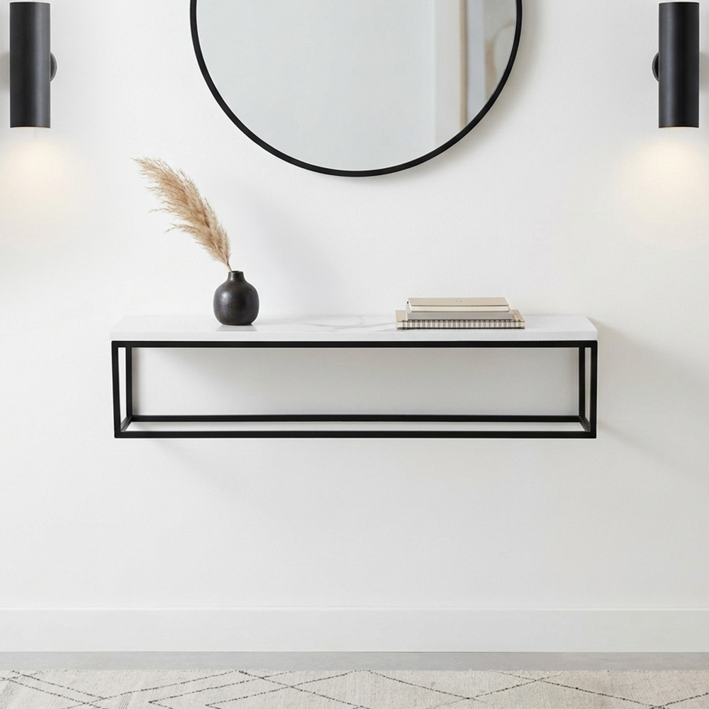 رف حائط خشب ومعدن تصميم عملي