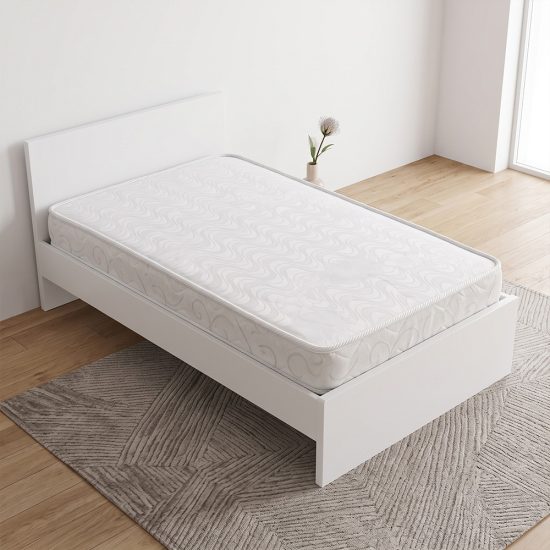 مرتب أطفال فاخرة مريحة مقاس 60×120 سم - أبيض مرتب أطفال فاخرة مريحة مقاس 60×120 سم - أبيض