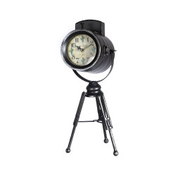ساعة ديكور على شكل كاميرا استاند