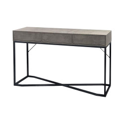 مدخل استقبال من الخشب والمعدن