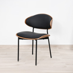 كرسي مفرد خارجي جلد