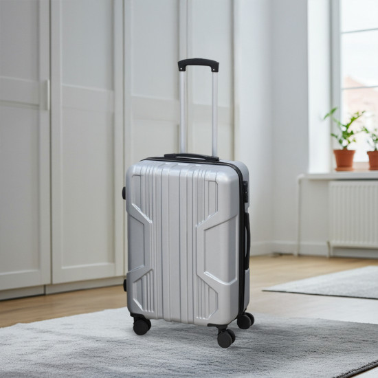 شنطة سفر وسط فضي شنطة سفر وسط فضي