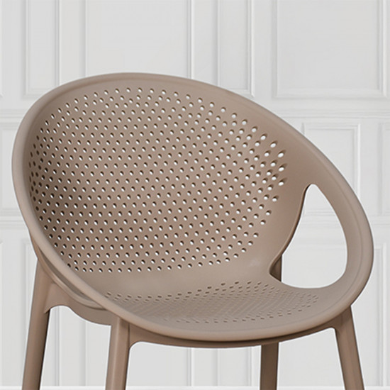 كرسي بلاستيك عصري بظهر مثقّب كافيه كرسي بلاستيك عصري بظهر مثقّب كافيه