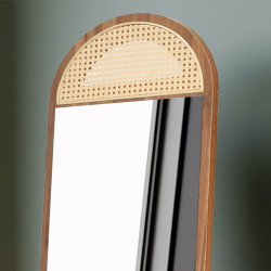 مرآة استاند بإطار خشب وراتان بني 170×40 سم