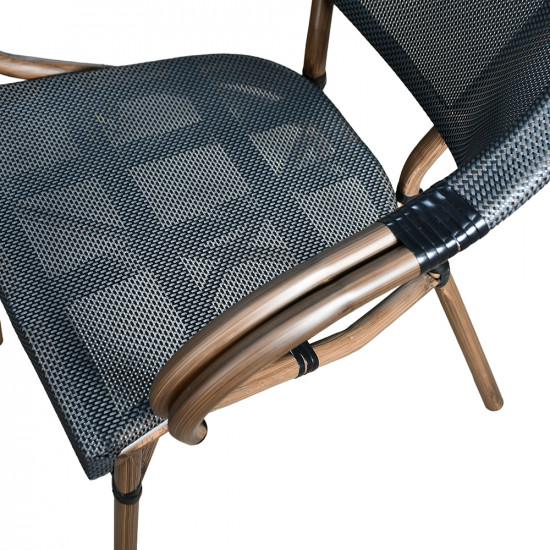 جلسة خارجية 4 مقاعد و طاولة بسطح زجاجي