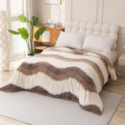 بطانية نيوم فرو فاخرة بملمس مخملي 200×230 سم بطانية نيوم فرو فاخرة بملمس مخملي 200×230 سم