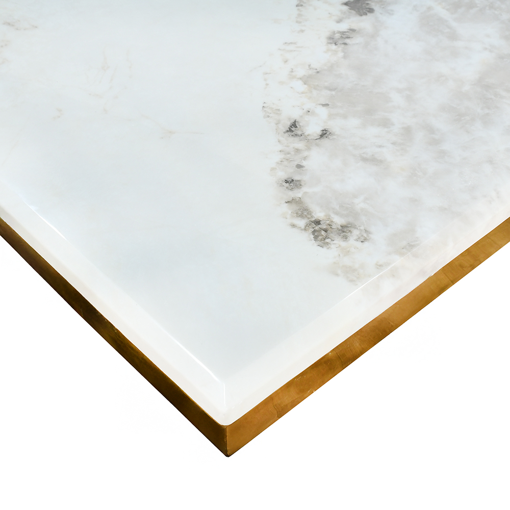 طاولة طعام رخامية وكراسي