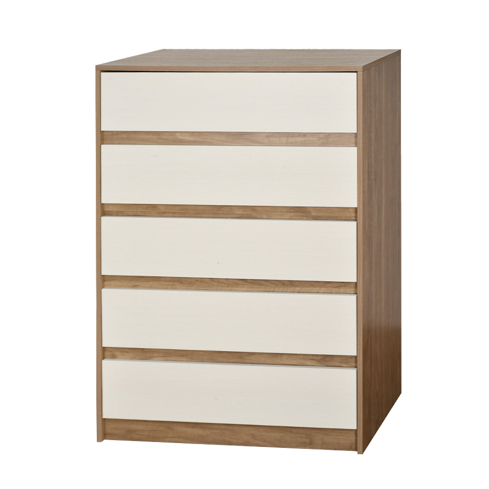 خزانة خشبية بتصميم أنيق