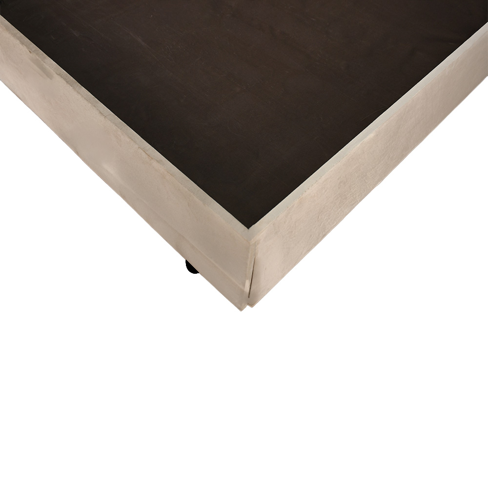 طراز أنيق لسرير خشبي