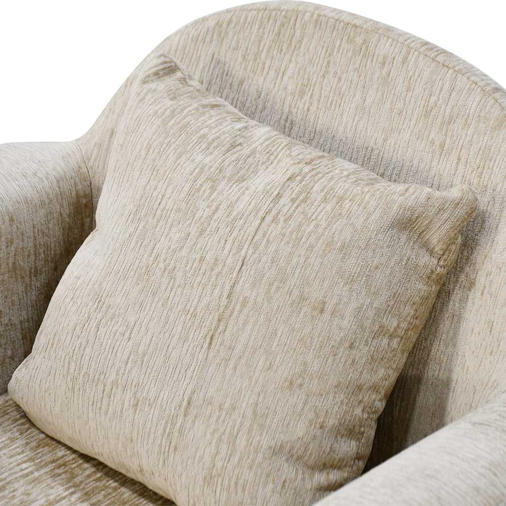 كرسي مفرد بتصميم عصري