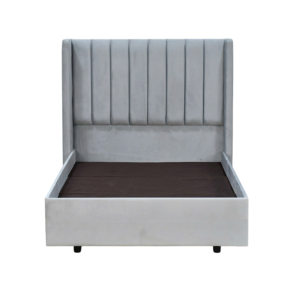 سرير خشبي بتنجيد مخملي فاخر