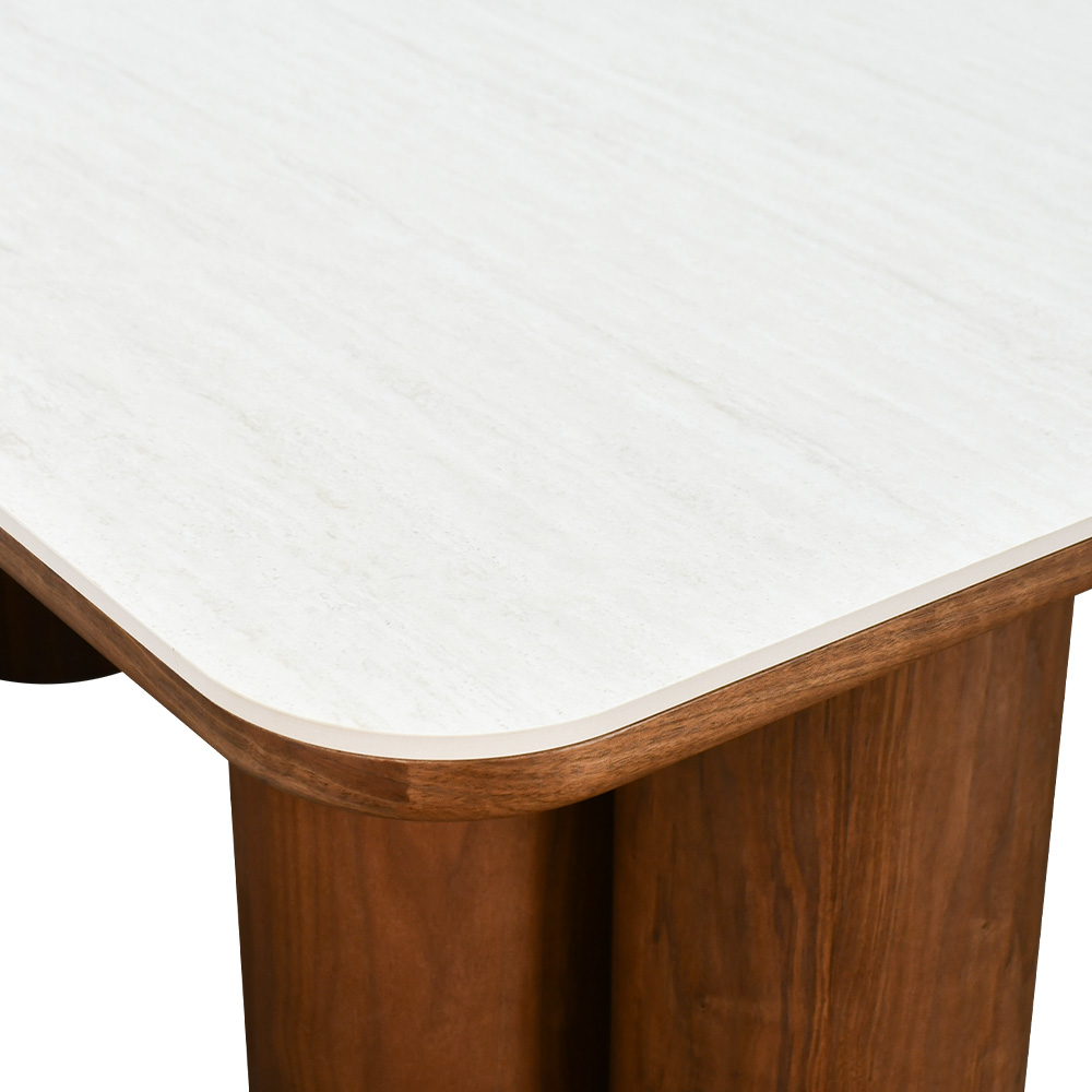 طاولة طعام مودرن مع كراسي