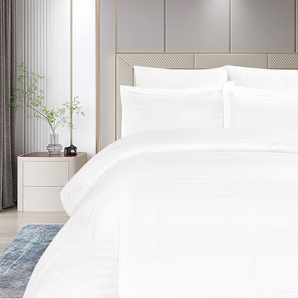 مفرش فندقي ميكروفايبر 7 قطع نفرين