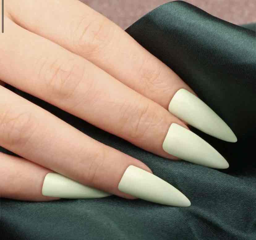 مناكير بولفير لون أخضر باهت - BOLVER لامع - 22-667