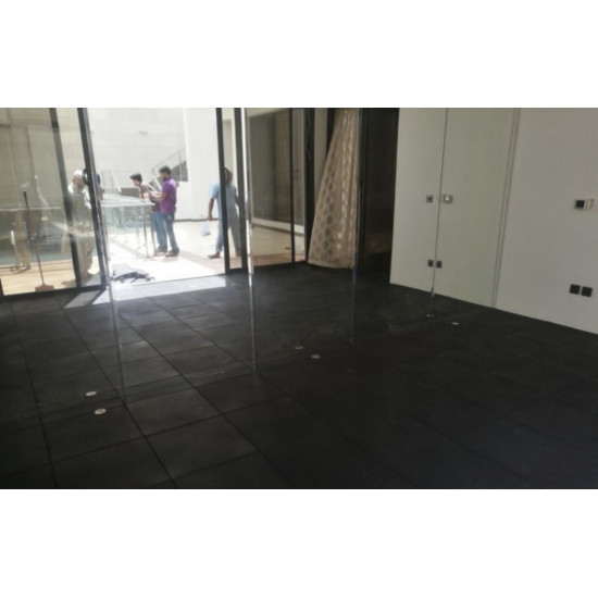 بلاط مطاطي ناعم اسود ١ متر بلاط مطاطي ناعم اسود ١ متر