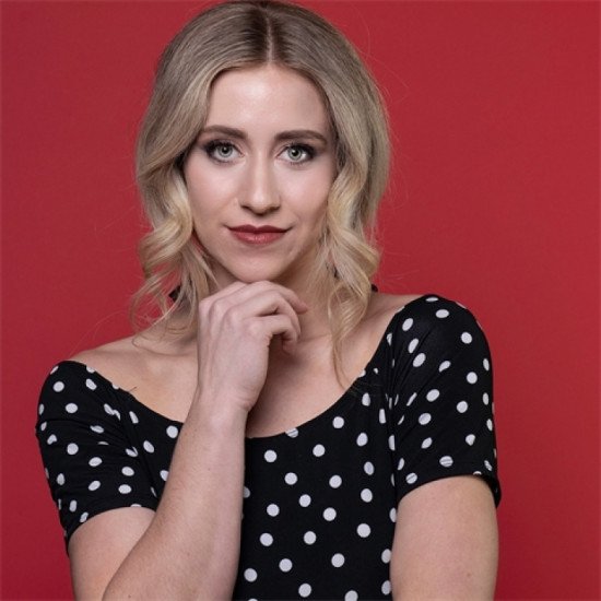 Background Paper Rolls 2.72x11m Scarlet