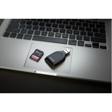 SanDisk UHS-I SD Card Reader SanDisk UHS-I SD Card Reader