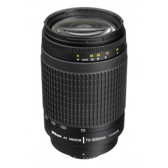 Nikon AF Zoom-Nikkor 70-300mm f/4-5.6G Lens Nikon AF Zoom-Nikkor 70-300mm f/4-5.6G Lens