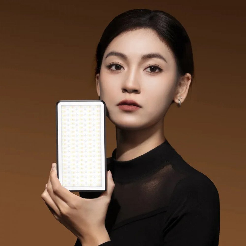 Ulanzi LM-P40Bi 40W Bi-Color Portable Video Light