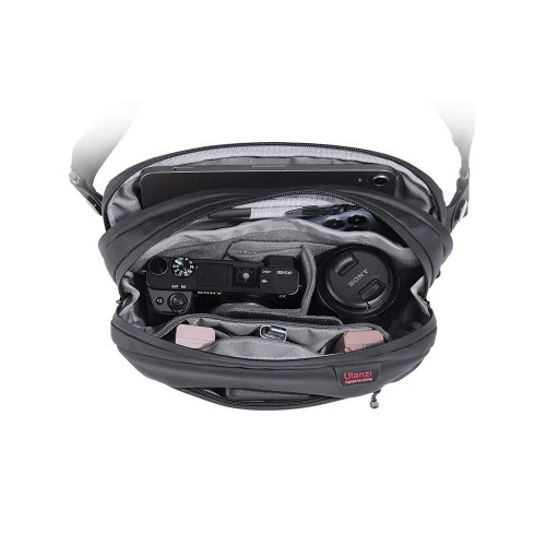 Ulanzi TRAKER Travel Chest Bag Ulanzi TRAKER Travel Chest Bag