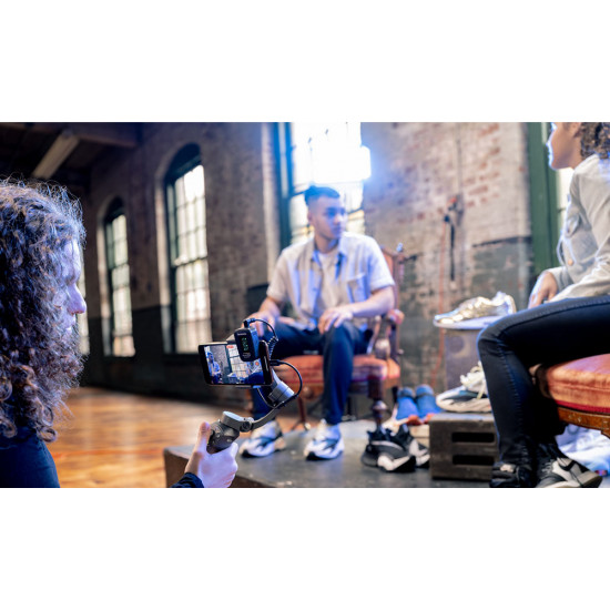 Saramonic Blink 500 Pro B4 Dual-Channel 2.4G Wireless Microphone System Saramonic Blink 500 Pro B4 Dual-Channel 2.4G Wireless Microphone System