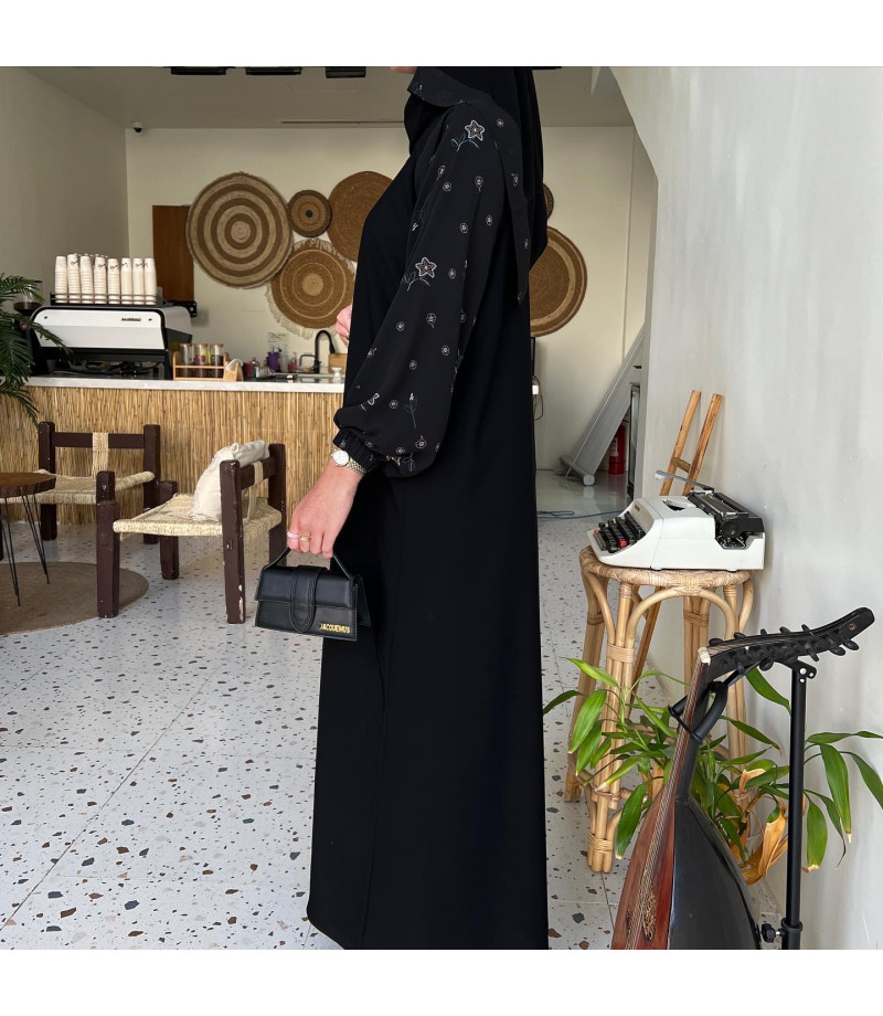عباية 00177 عباية اسود بكم مشجر مع مطاط