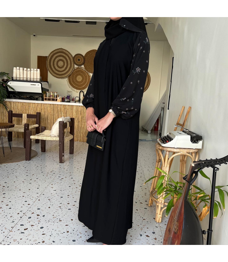 عباية 00177 عباية اسود بكم مشجر مع مطاط