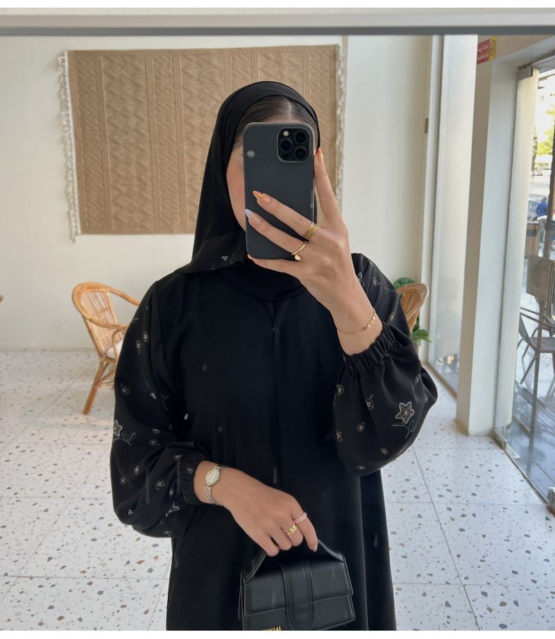 عباية 00177 عباية اسود بكم مشجر مع مطاط