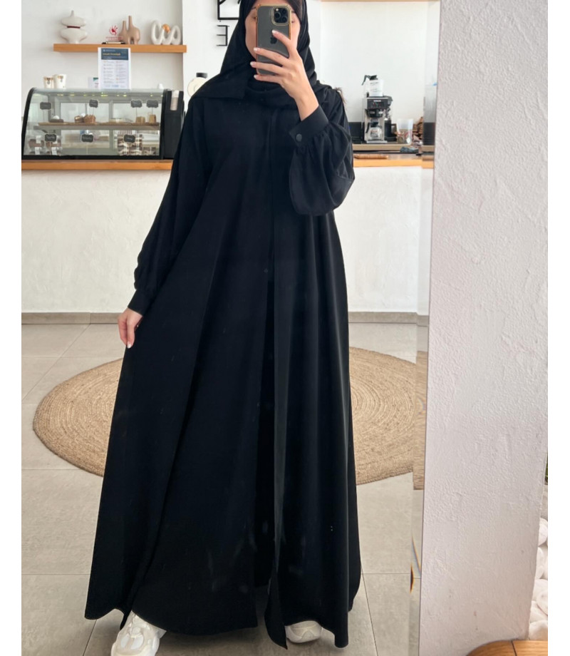 عباية 00243 عمليه بكم كبك بخامة الكريب سواد فاحم