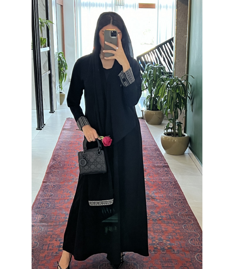 عباية 00284 عباية رسمية ناعمة بكم كبك عباية 00284 عباية رسمية ناعمة بكم كبك