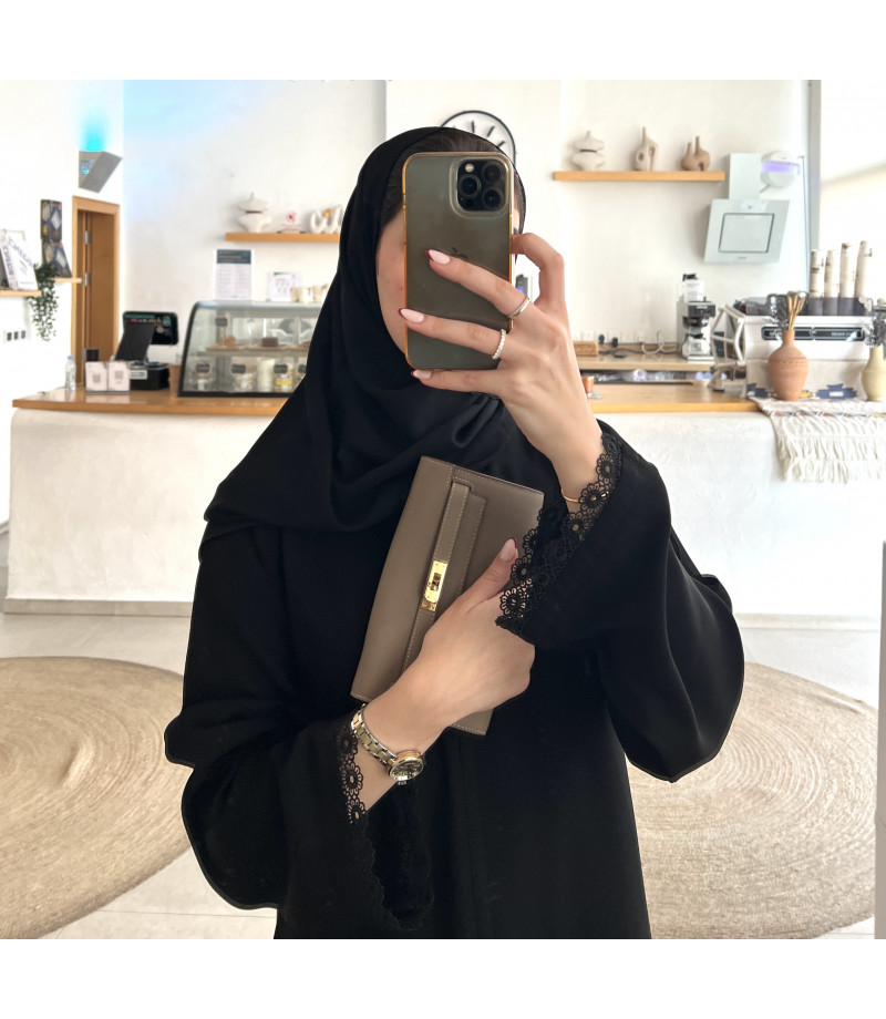عباية 00308 بكلفة ناعمة بقصة نص كلوش