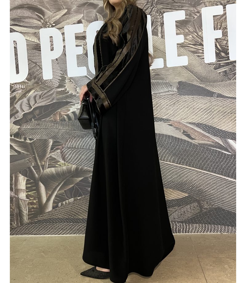 00430  Abaya