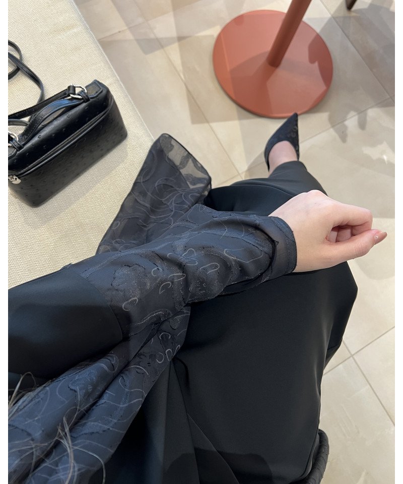 عباية 00433 نص بشت بخامة كريب على حرير صيفي