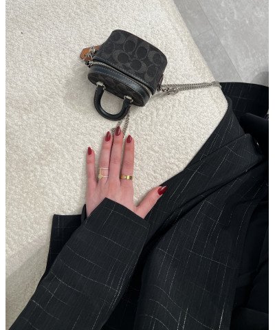 عباية 00440 سوداء أنيقة بخامة كريب تركي سواد فاحم