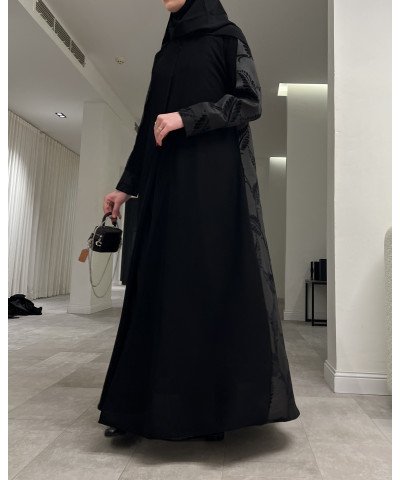 عباية 00445 عملية بخامة كريب وتفته مشجرة بالأسود