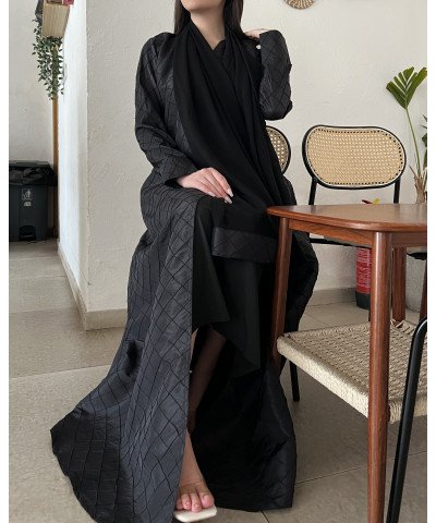 عباية 00447 أنيقة وعصرية بخامة عملية