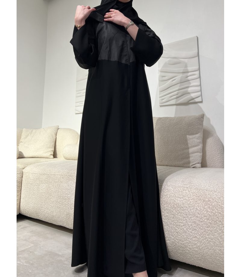 عباية 00448 عملية بخامة كريب وتفته مشجرة بالأسود