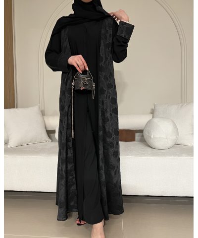 عباية 00455 بتفاصيل ناعمة بقصة A